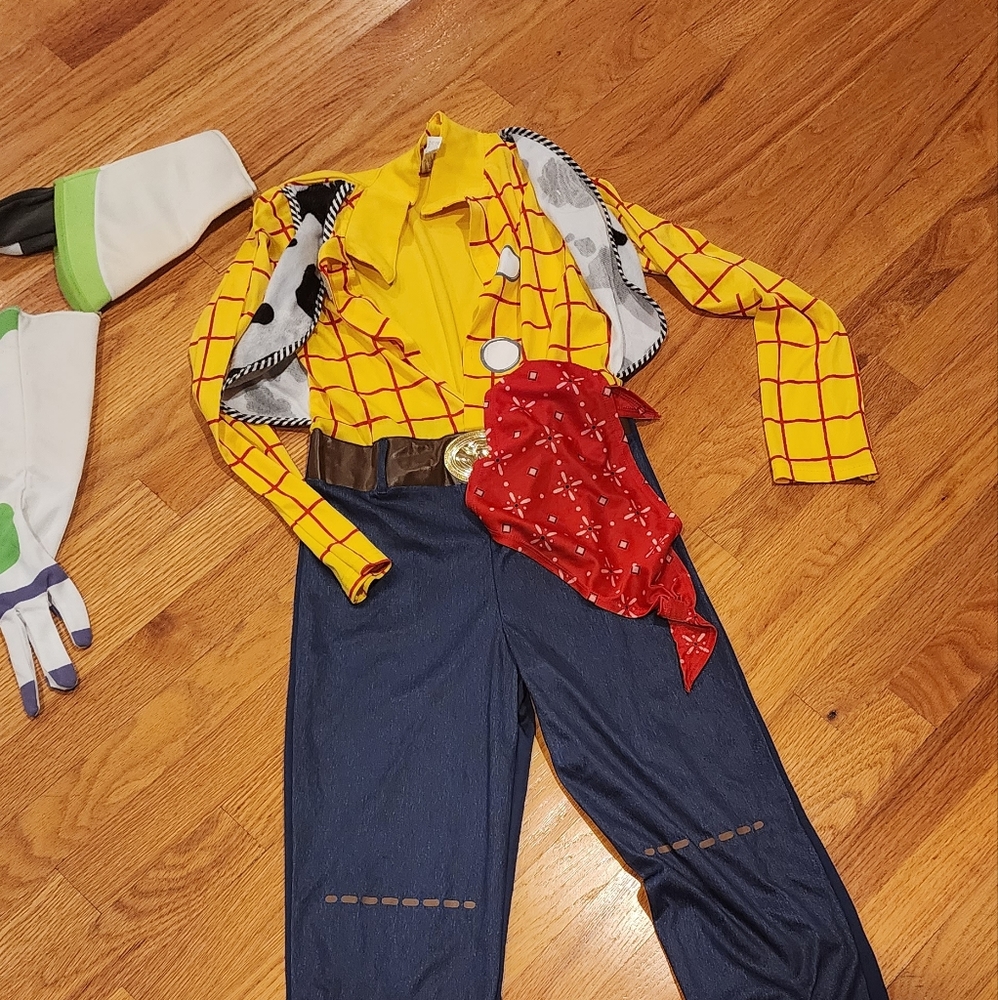 Disney Boys One Piece Woody Costume, no hat Size Medium